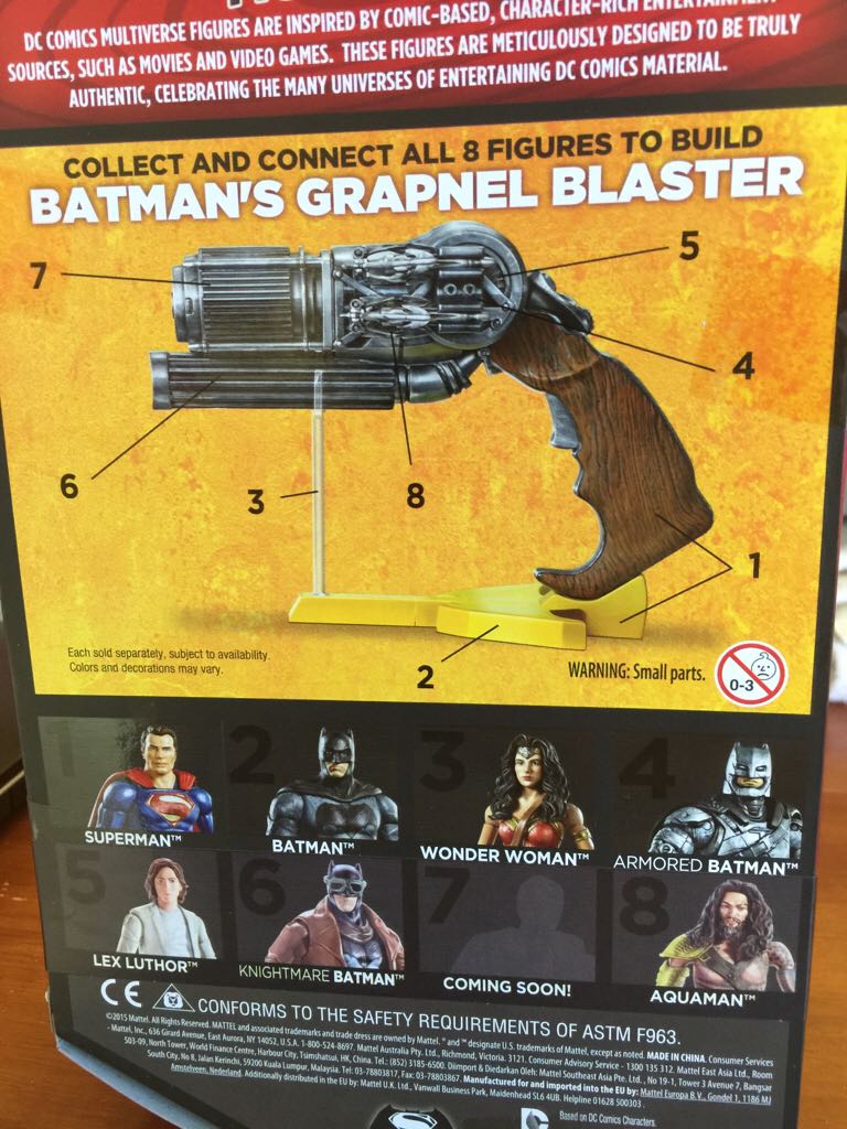 BvS: Knightmare Batman - DC Mattel (Dc Comics Multiverse) action figure collectible [Barcode 887961224955] - Main Image 2