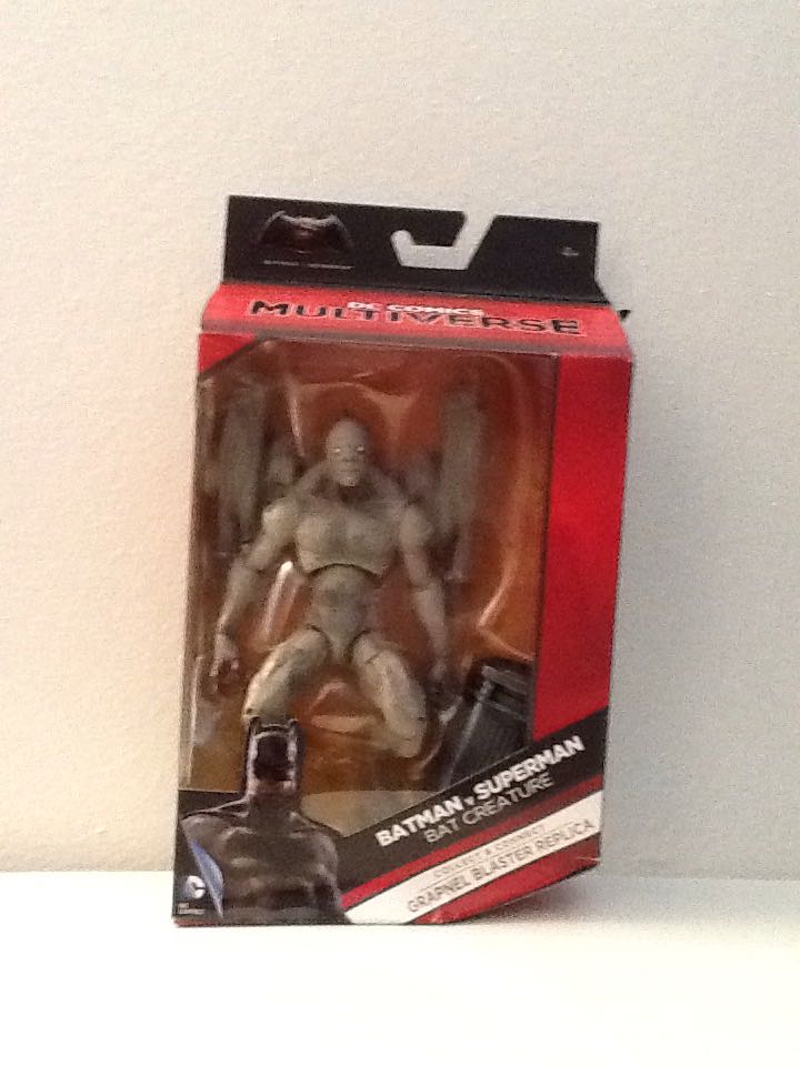 Bat Creature  - DC Mattel (DC) action figure collectible [Barcode 887961297218] - Main Image 2
