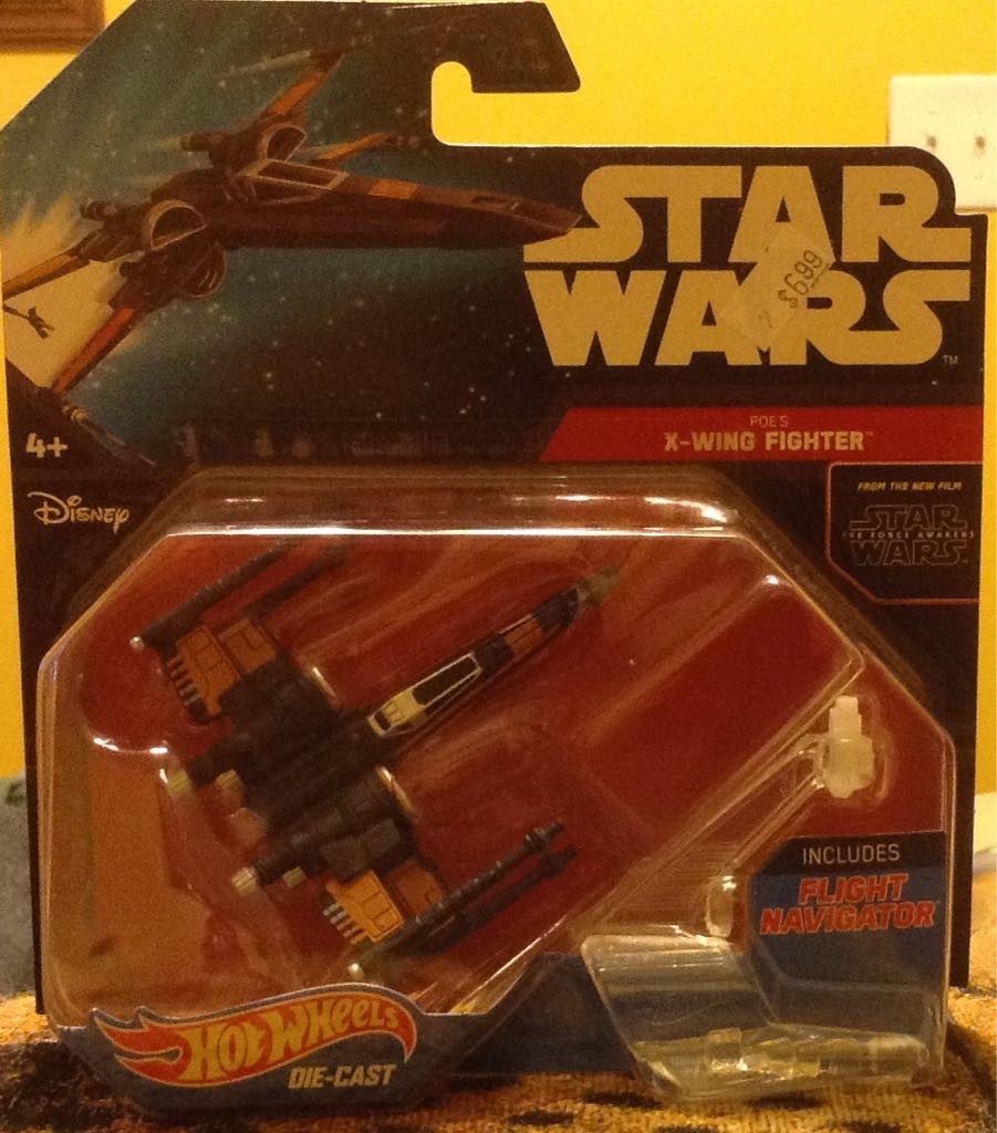 Avengers Pen And Bookmark Set