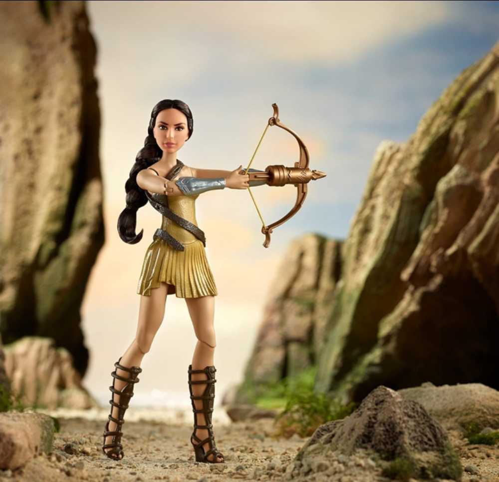 Wonder Woman Movie - Bow-Wielding Wonder Woman - DC Mattel (The Wonder Woman Movie) action figure collectible [Barcode 887961466614] - Main Image 3