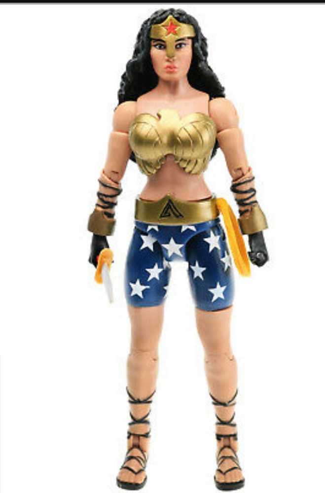 DC Multiverse Wonder Woman(Dark Knight Returns) - Mattel (DC Multiverse) action figure collectible [Barcode 887961483840] - Main Image 4