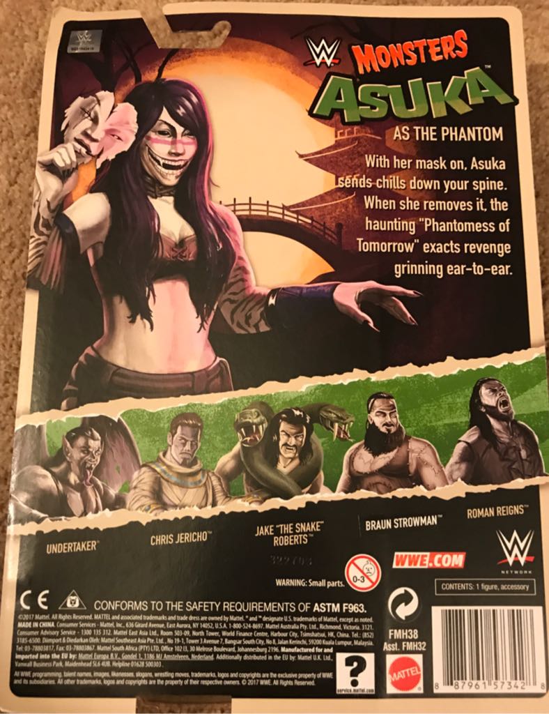 WWE: Kana As The Phantom - Mattel (WWE) action figure collectible [Barcode 887961573428] - Main Image 2