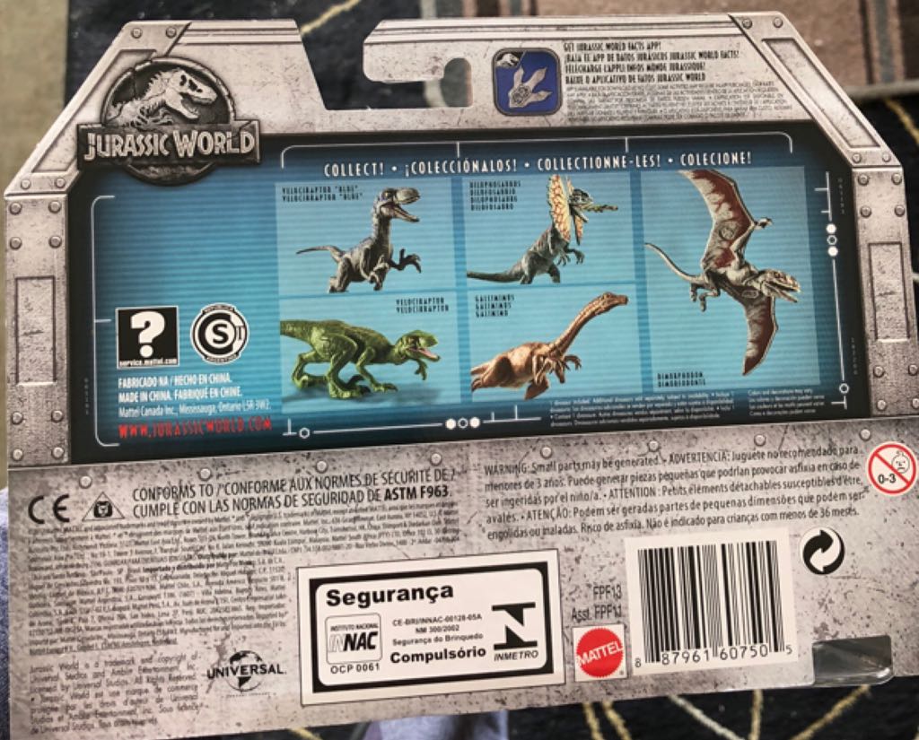 Velociraptor - Mattel (Jurassic World) action figure collectible [Barcode 887961607505] - Main Image 2