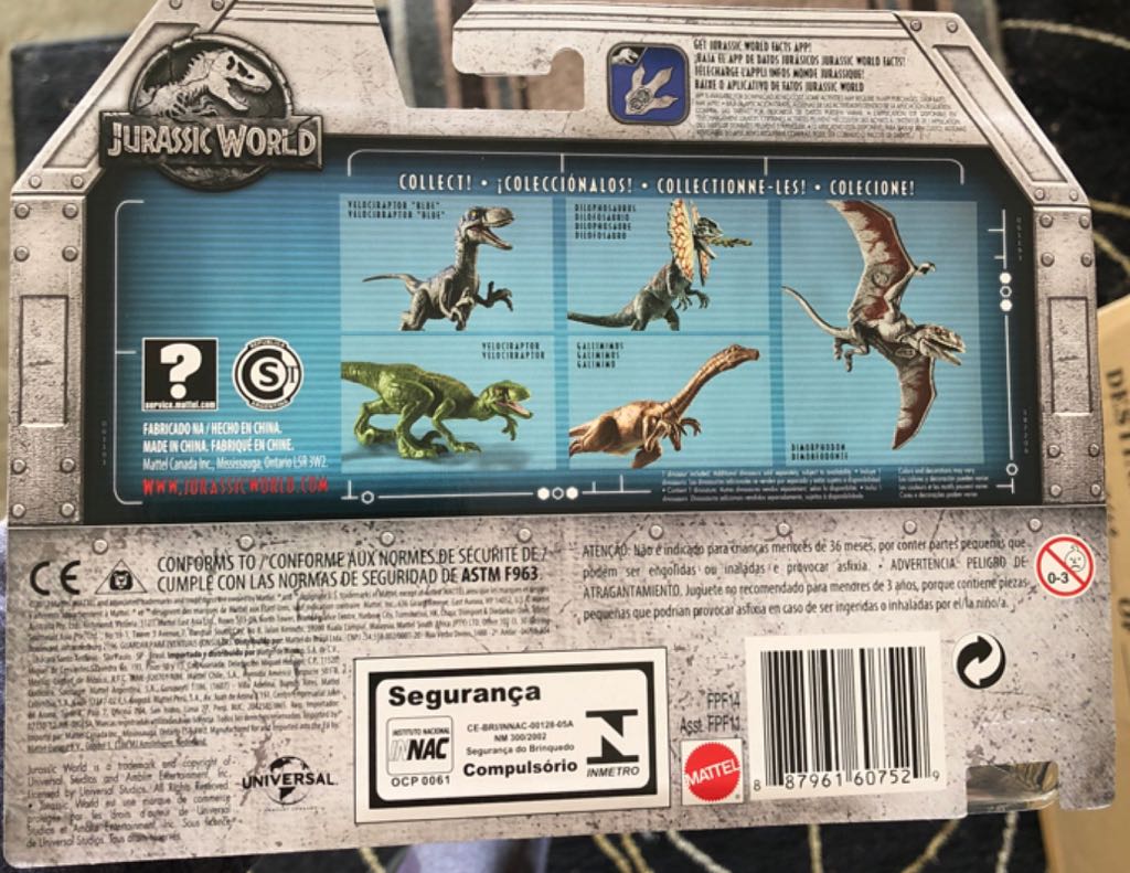 Dilophosaurus - Mattel (JW Attack Pack) action figure collectible [Barcode 887961607529] - Main Image 2
