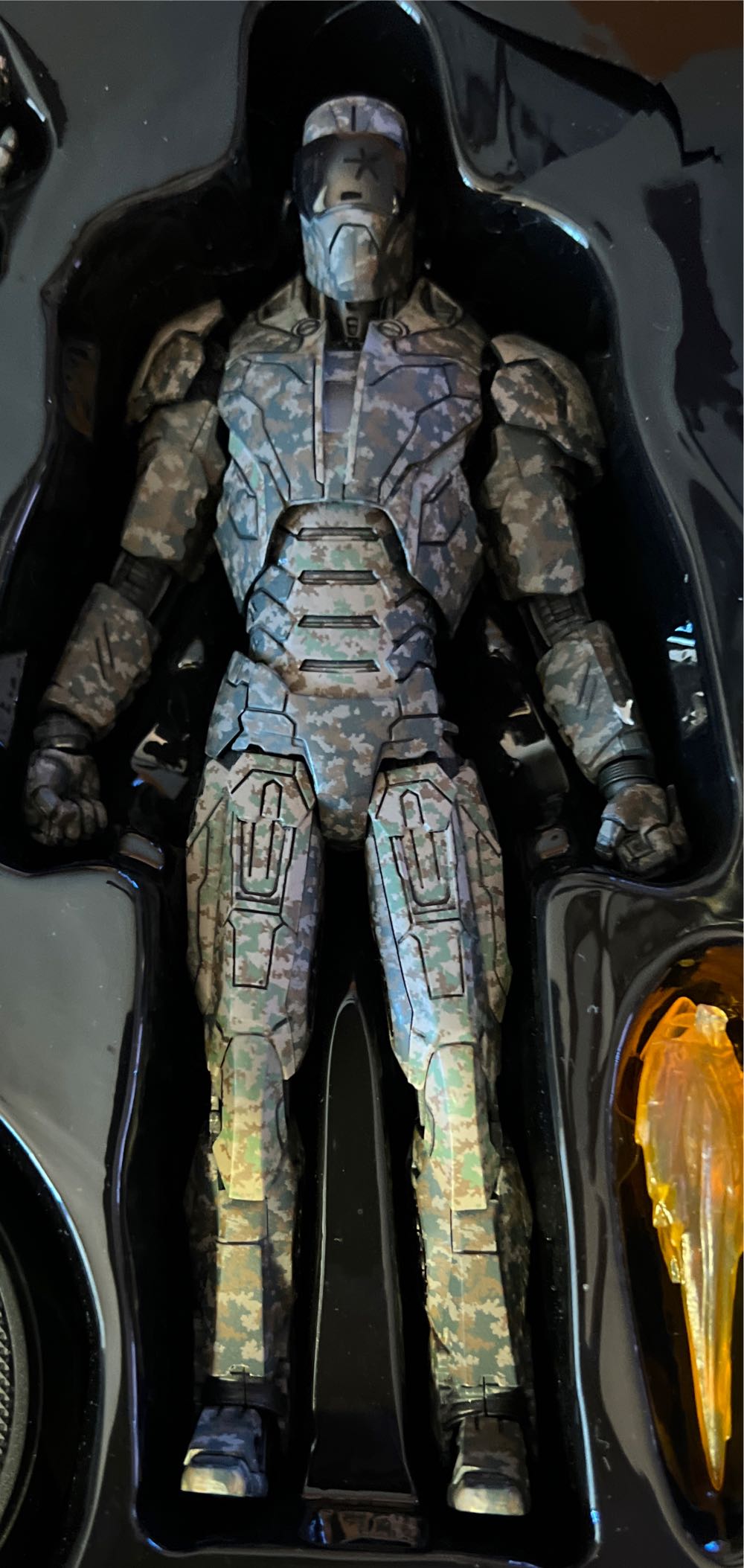 Comicave Iron Man Mark 23 (XXIII) Shades - Comicave Studios (Iron Man) action figure collectible [Barcode 8886476500037] - Main Image 2