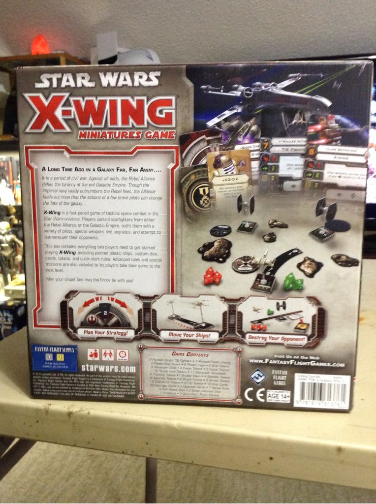 Asmodee Star Wars X Wing Miniatures Game - Fantasy Flight Games (Board Games) action figure collectible [Barcode 9181676613761] - Main Image 2