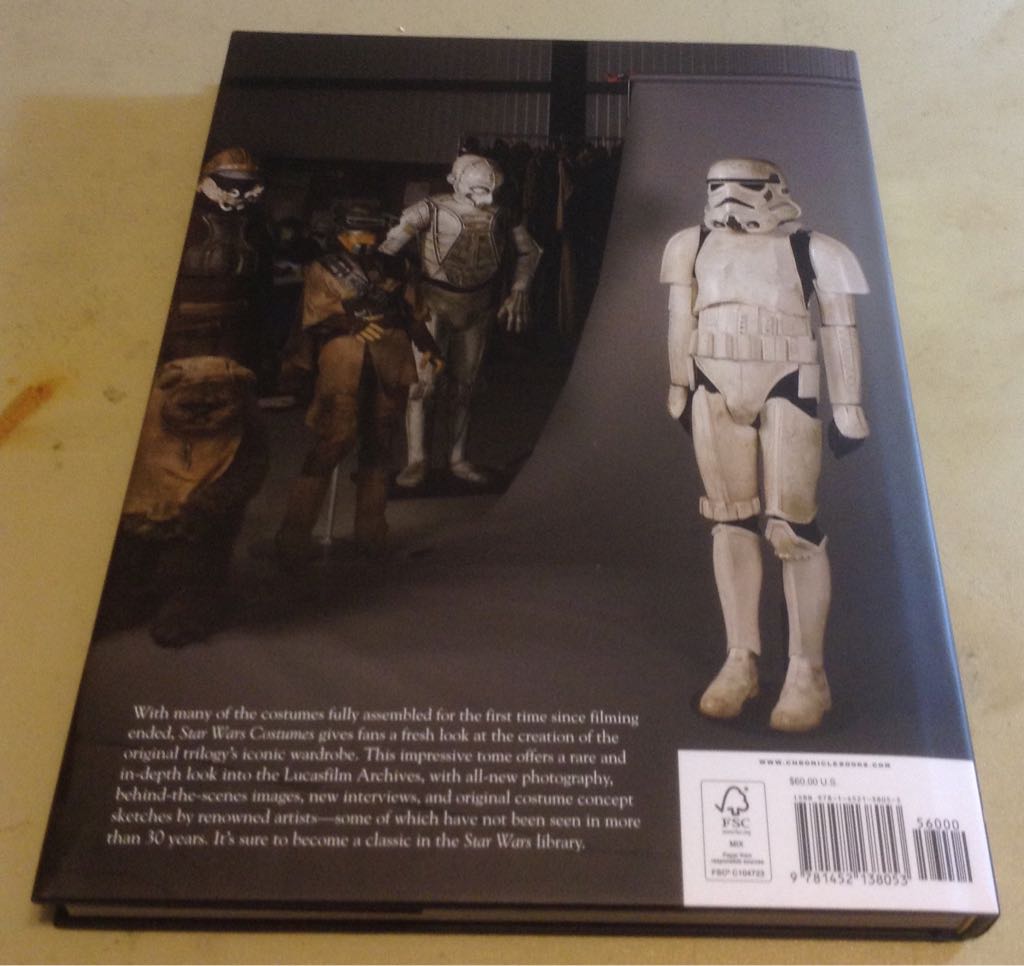 Star Wars Costumes (The Original Trilogy) - Hasbro (Original Trilogy Collection) action figure collectible [Barcode 9781452138053] - Main Image 2