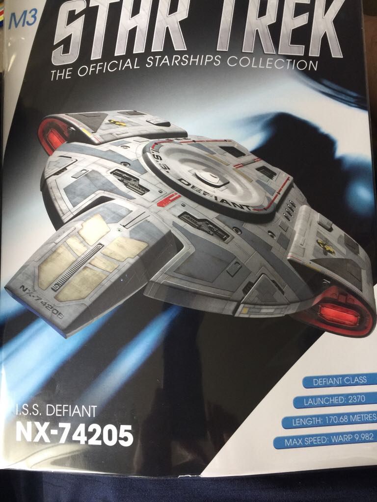 ISS Defiant - Eaglemoss Collections action figure collectible [Barcode 9781858754789] - Main Image 2