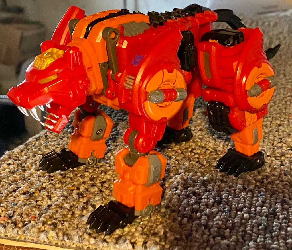 Rampage - TFC Toys (Decepticon) action figure collectible - Main Image 2