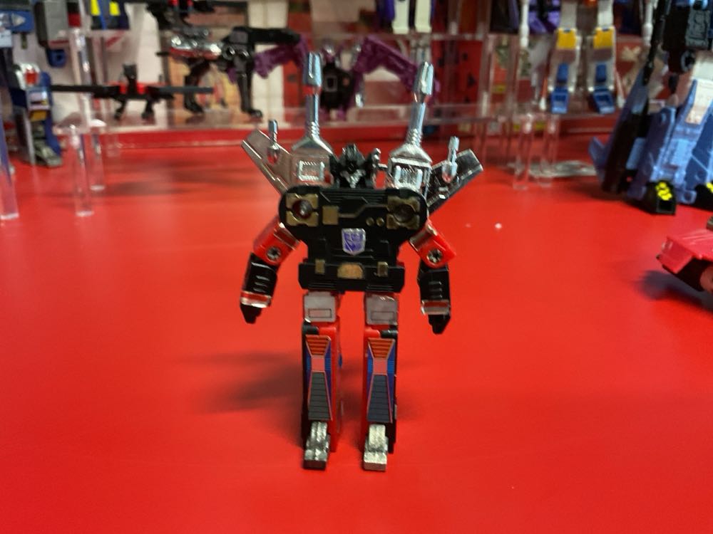 Rumble G1 - Takara (1984) action figure collectible - Main Image 4