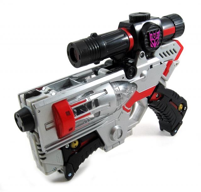 Megatron - Takara (Generations) action figure collectible - Main Image 2