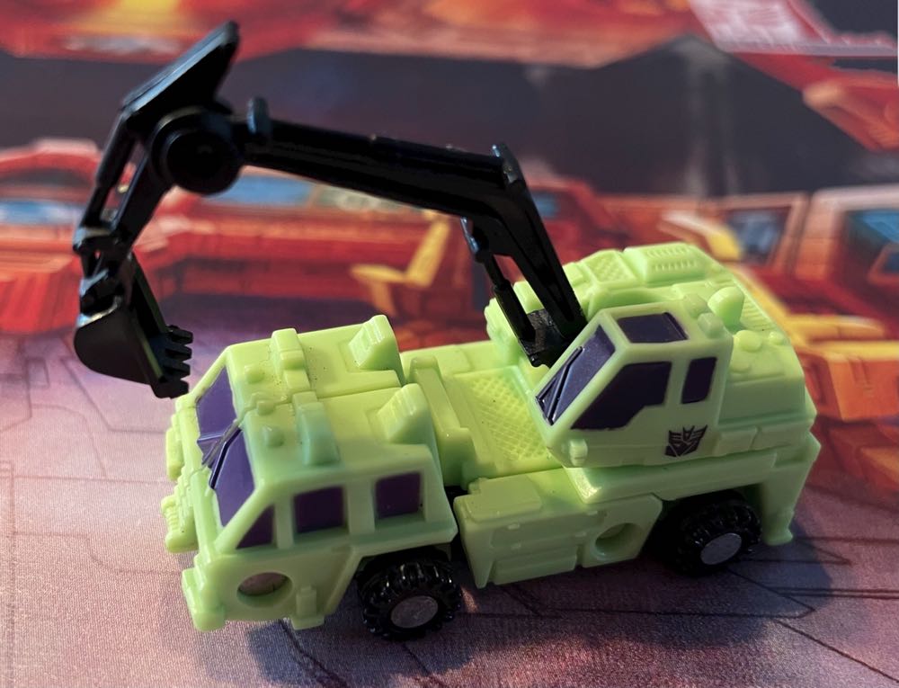 Scavenger - Hasbro (Transformers Micromaster) action figure collectible - Main Image 2