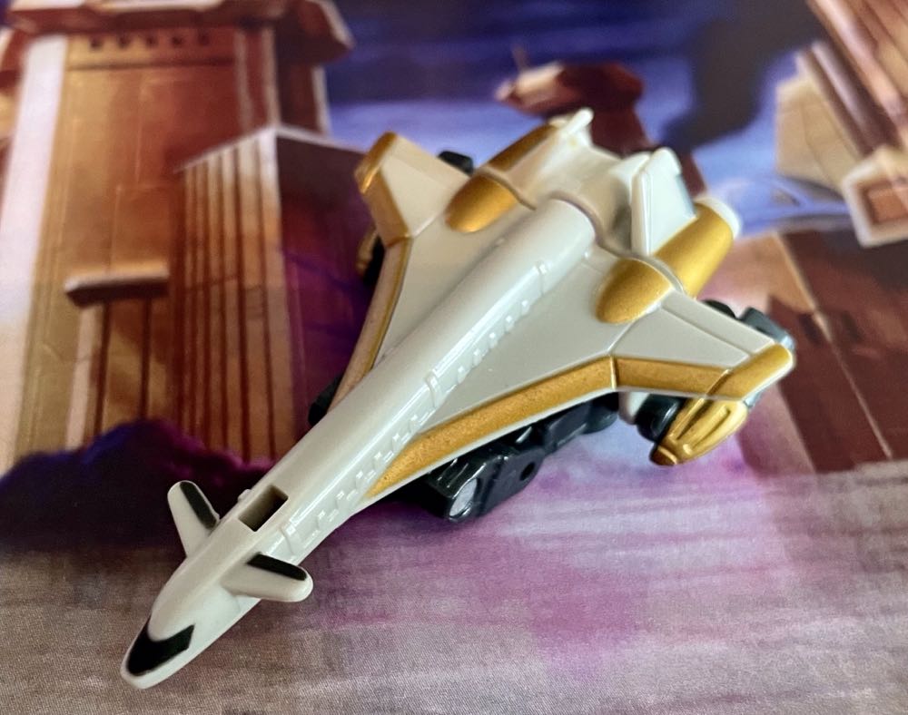 Dark Saber Runway - Hasbro (Transformers) action figure collectible - Main Image 2