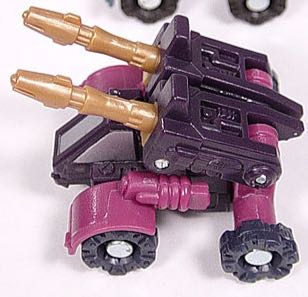 Clench - Hasbro (Transformers Armada) action figure collectible - Main Image 2