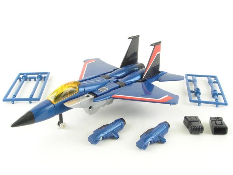 Thundercracker - Hasbro (Decepticon Jets) action figure collectible - Main Image 2
