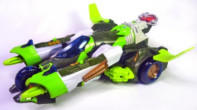 Crumplezone - Hasbro (Transformers Cybertron) action figure collectible - Main Image 2