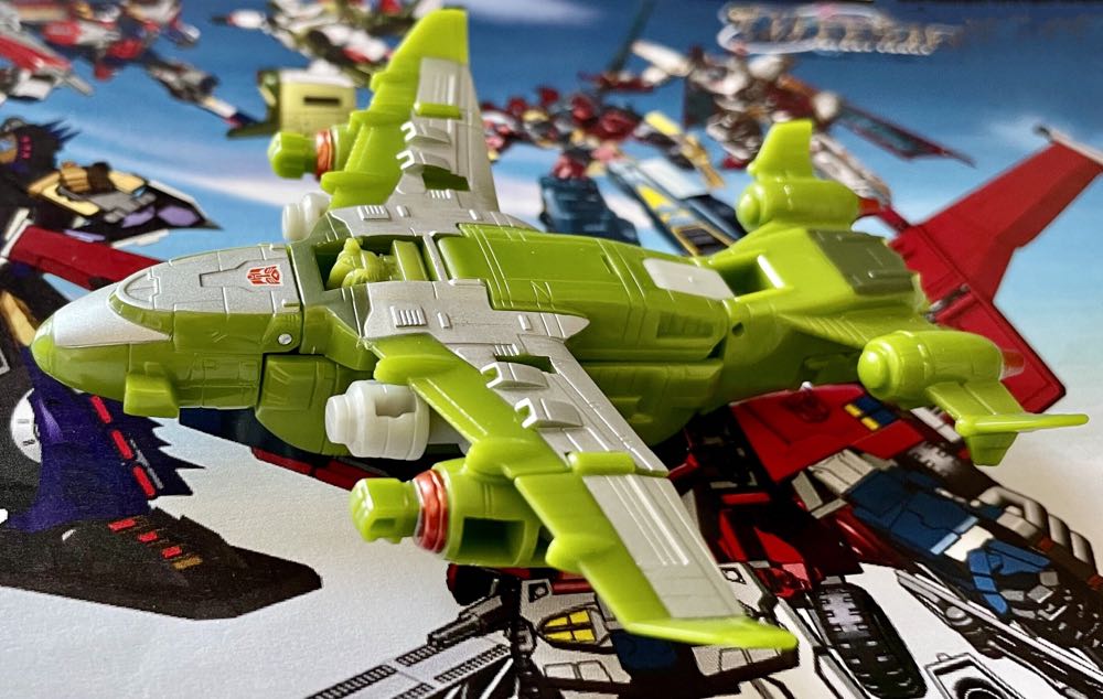 Jetfire - Hasbro (Transformers Cybertron) action figure collectible - Main Image 2