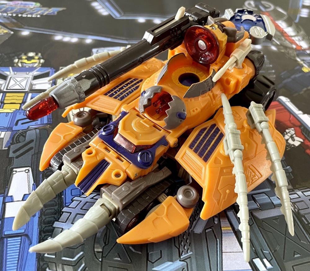 Unicron - Hasbro (Transformers Cybertron) action figure collectible - Main Image 3