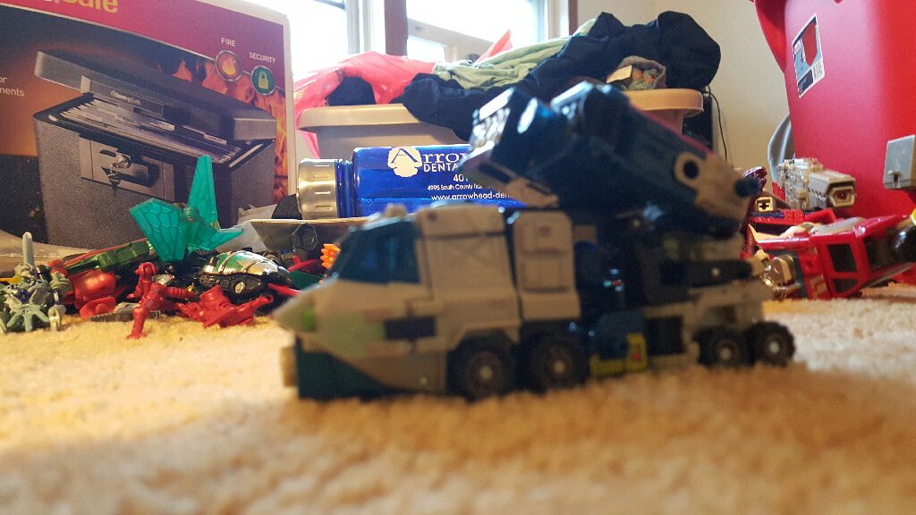 Barricade - Takara Tomy (Decepticon (Movie)) action figure collectible - Main Image 2