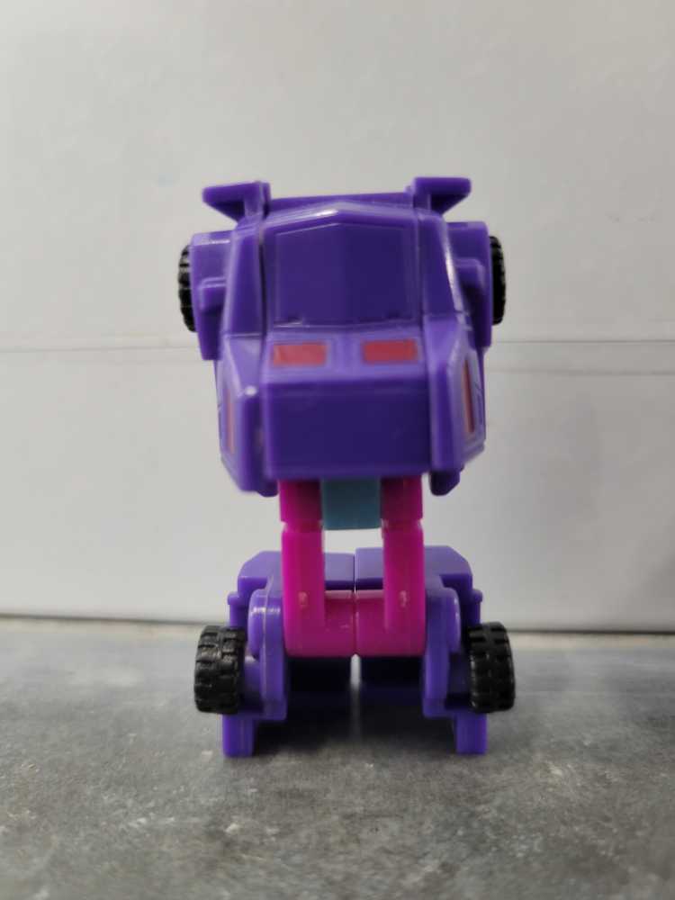 Meltdown With Half-Track Battle Squad Micromaster  - Hasbro (1990) action figure collectible - Main Image 3