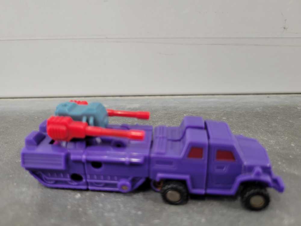 Meltdown With Half-Track Battle Squad Micromaster  - Hasbro (1990) action figure collectible - Main Image 4