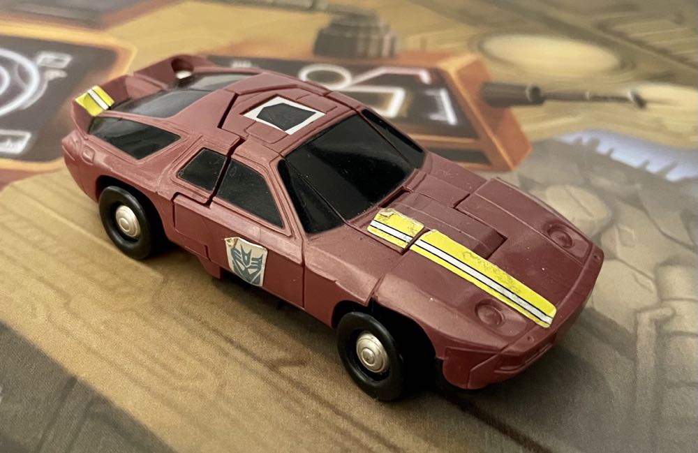 Stunticon Dead End - Hasbro (Combiner) action figure collectible - Main Image 2