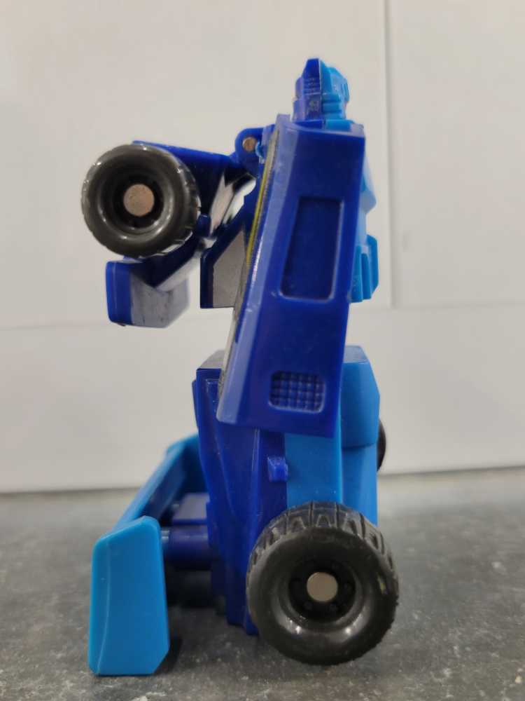 Transformers G1 Fizzle Sparkabot - Hasbro (Transformers G1) action figure collectible - Main Image 3