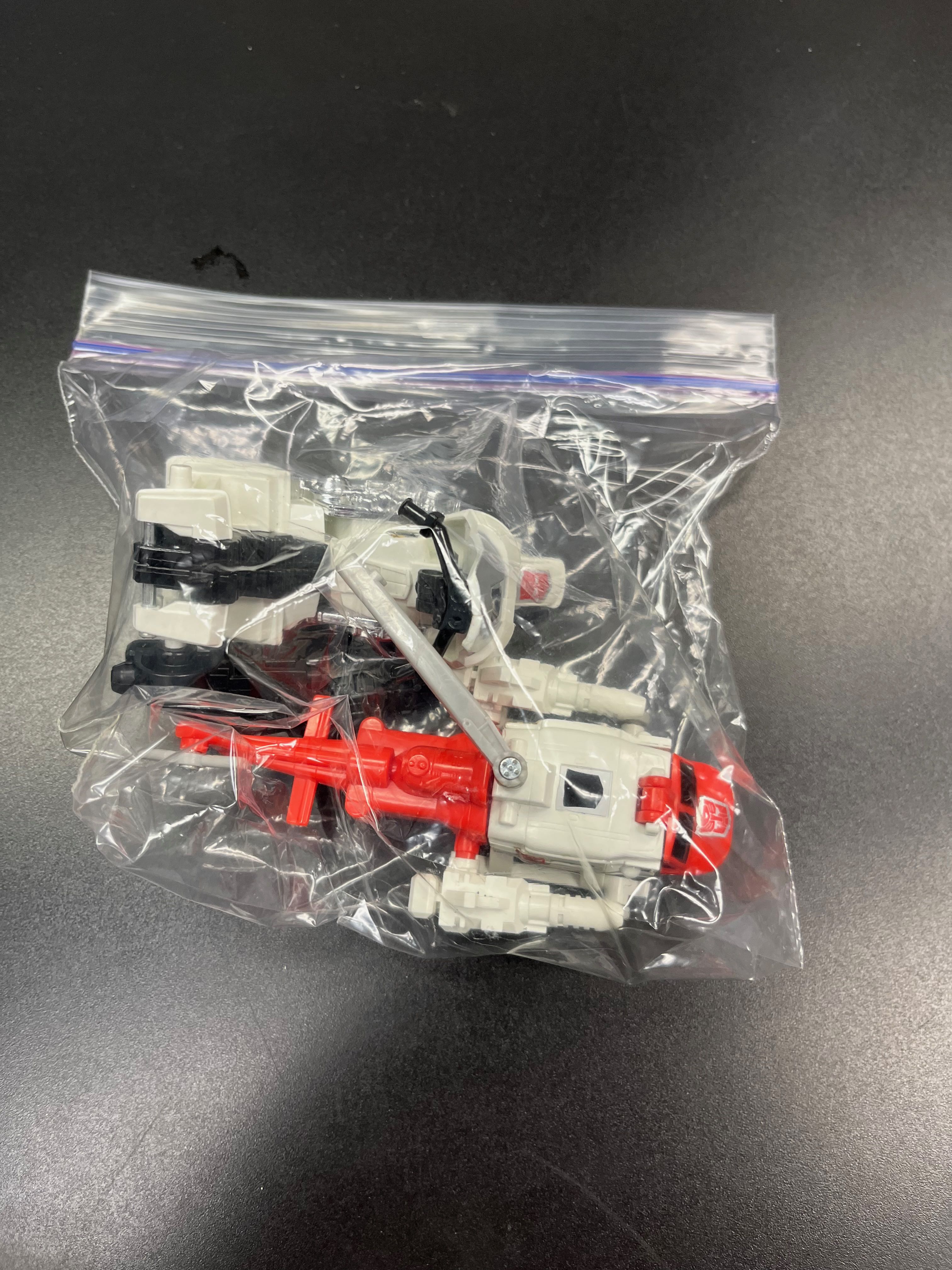 Transformers G1 Defensor Protectobots (Blades, First Aid, Groove, Hot Spot & Streetwise) - Hasbro (The Transformers) action figure collectible - Main Image 3