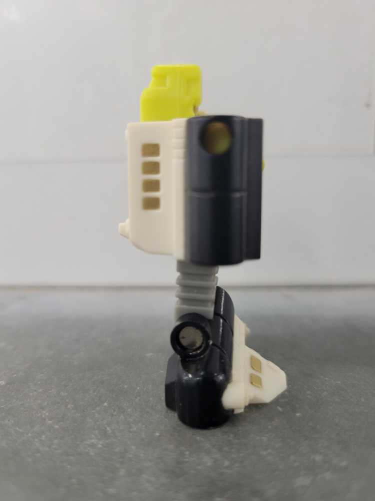 Power Run With Strike Down Micromaster Combiner Squad  - Hasbro (1990) action figure collectible - Main Image 2