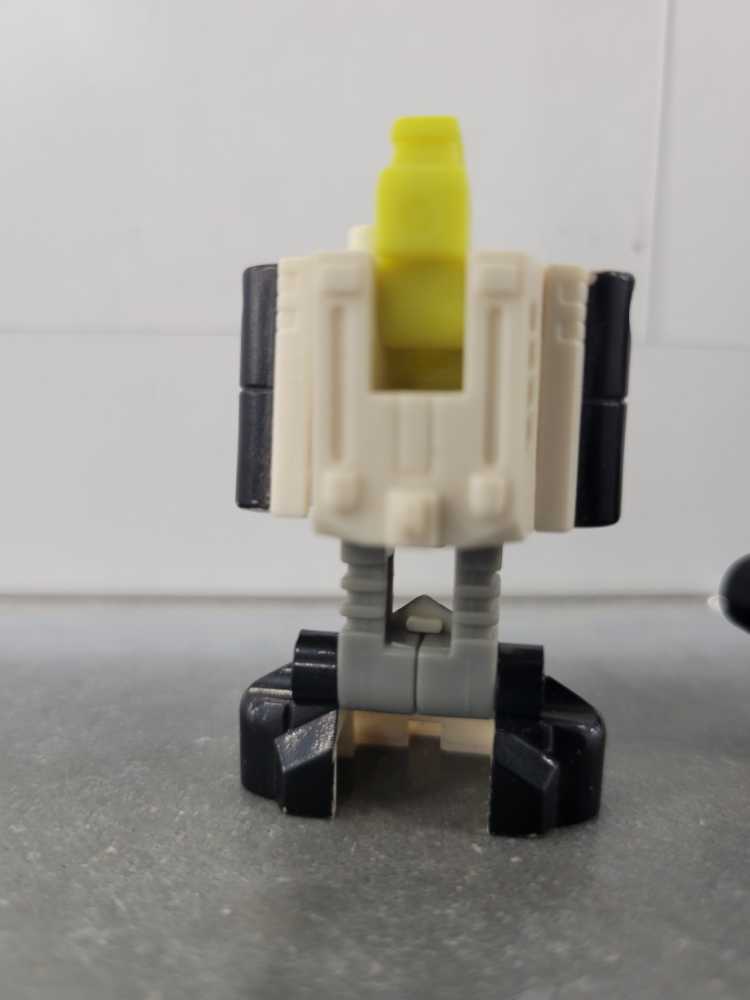 Power Run With Strike Down Micromaster Combiner Squad  - Hasbro (1990) action figure collectible - Main Image 3