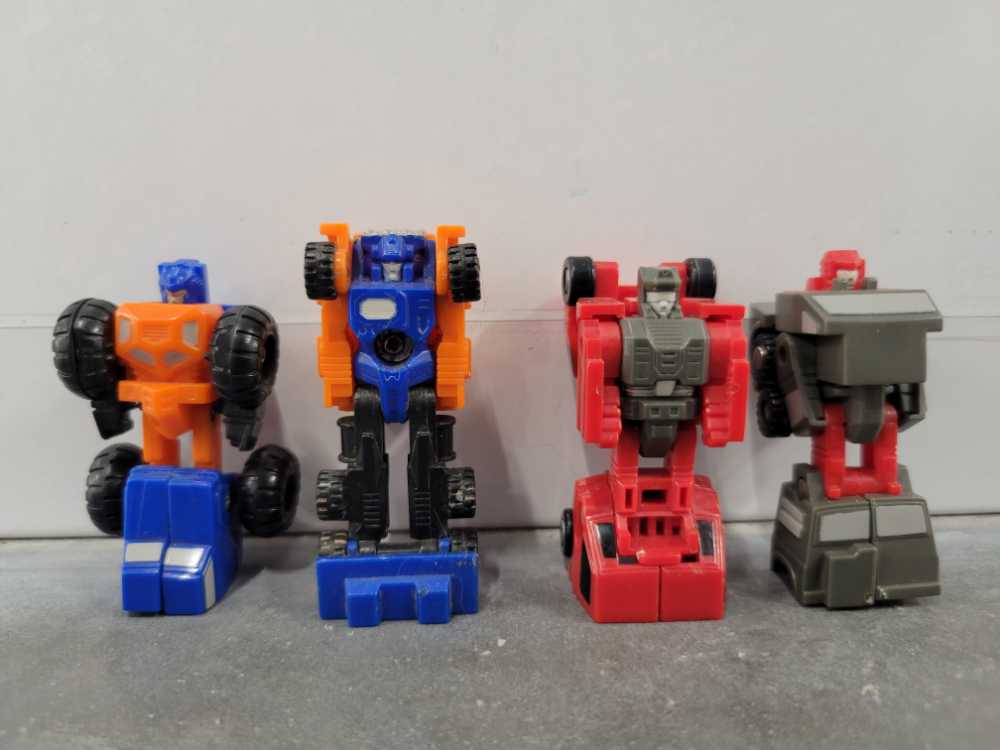 Transformers G1 Tote Micro Master Off Road Patrol - Hasbro (1989) action figure collectible - Main Image 4