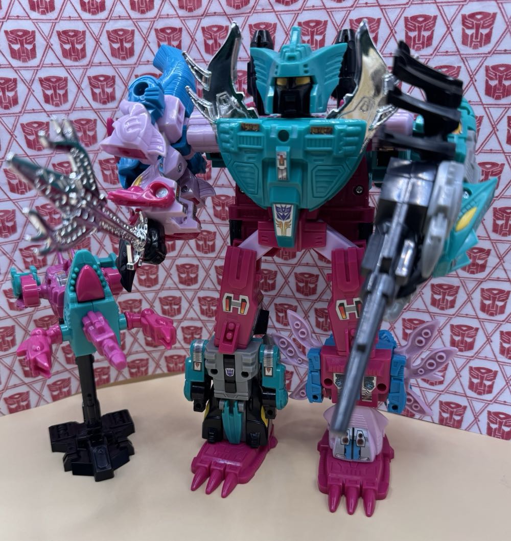 Transformers G1 Overbite Seacons Piranacon - Hasbro (Transformers G1) action figure collectible - Main Image 4