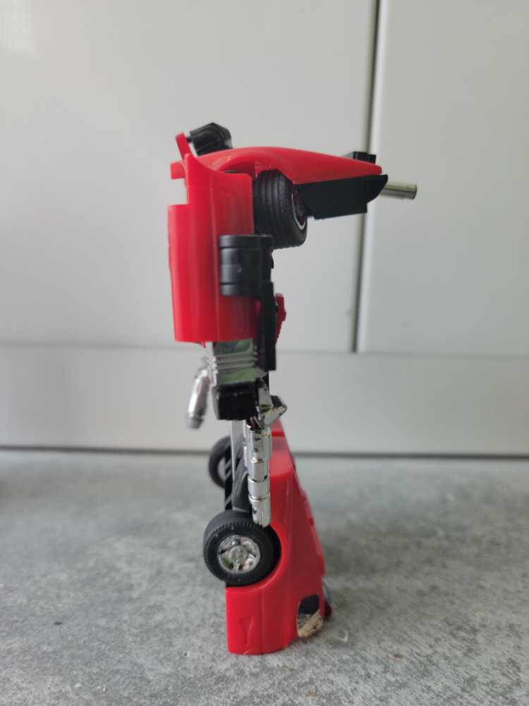 Overdrive Omnibot G1 - Hasbro (Omnibot) action figure collectible - Main Image 3