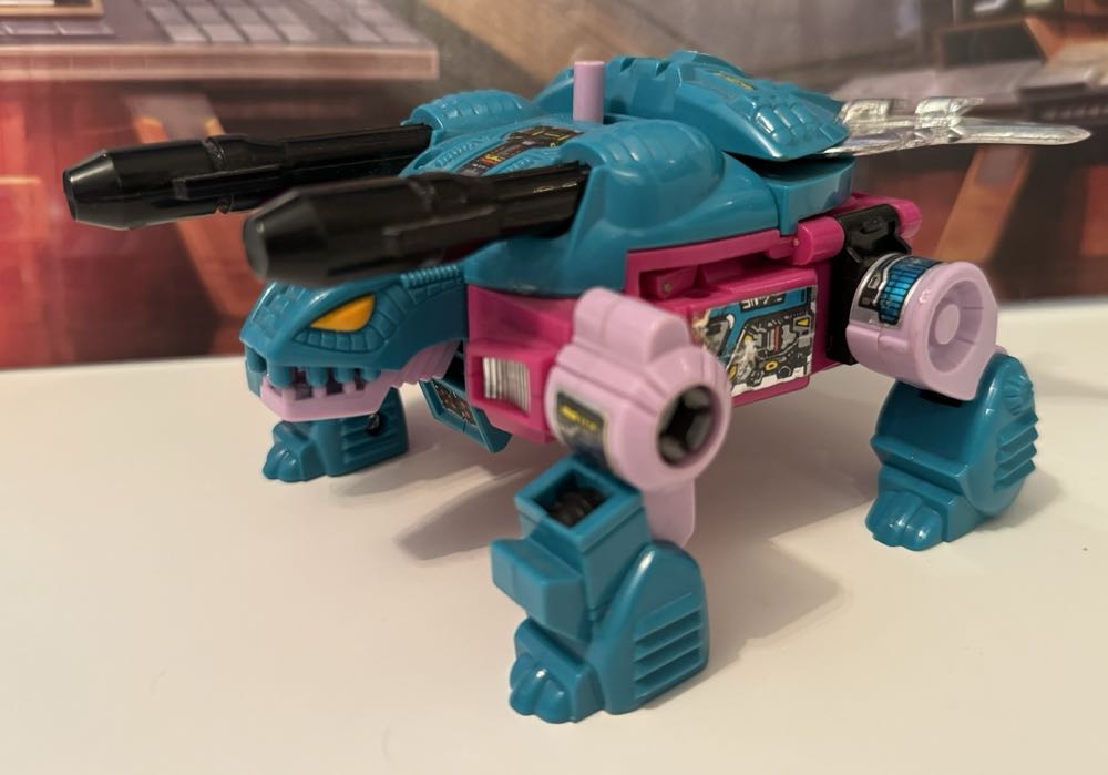 Snaptrap - Hasbro (Transformers G1) action figure collectible - Main Image 2