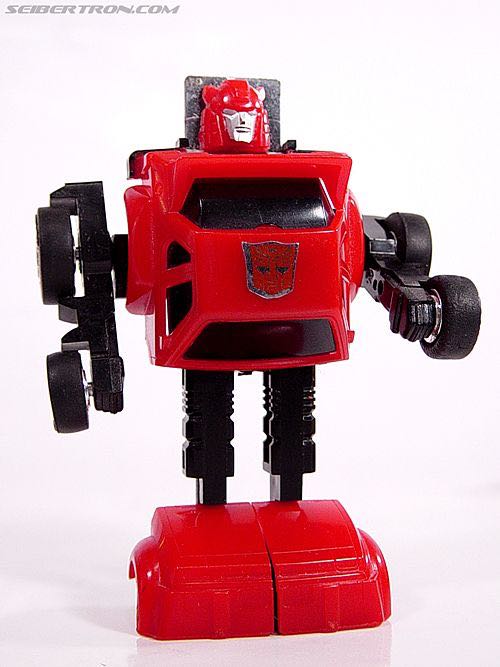 Cliffjumper G1 Reissue - Hasbro (Transformers G1) action figure collectible - Main Image 2