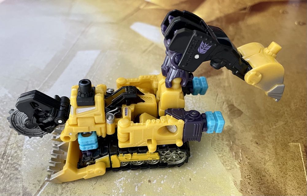 Sledge - Hasbro (Transformers Power Core Combiners) action figure collectible - Main Image 2