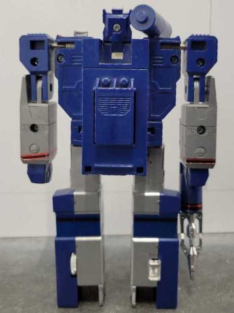 Soundwave 2nd Robot Mode Cassette - Hasbro (1984) action figure collectible - Main Image 4