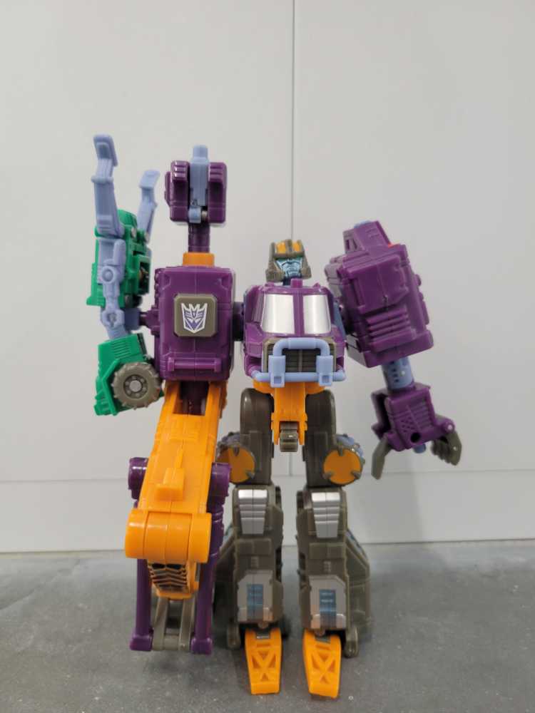 Refute - Hasbro (Universe) action figure collectible - Main Image 2