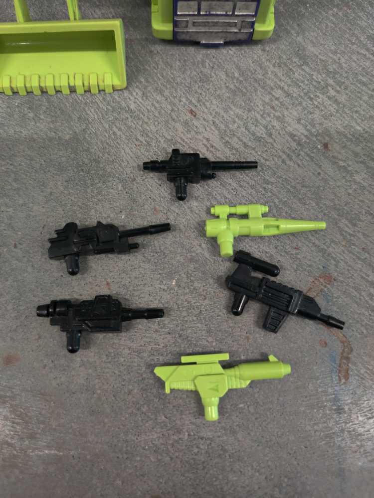 Devastator 1st My Original Scrapper Mixmaster Long Haul Hook Bonecrusher Scavenger Constructicons - Hasbro (1985) action figure collectible - Main Image 3