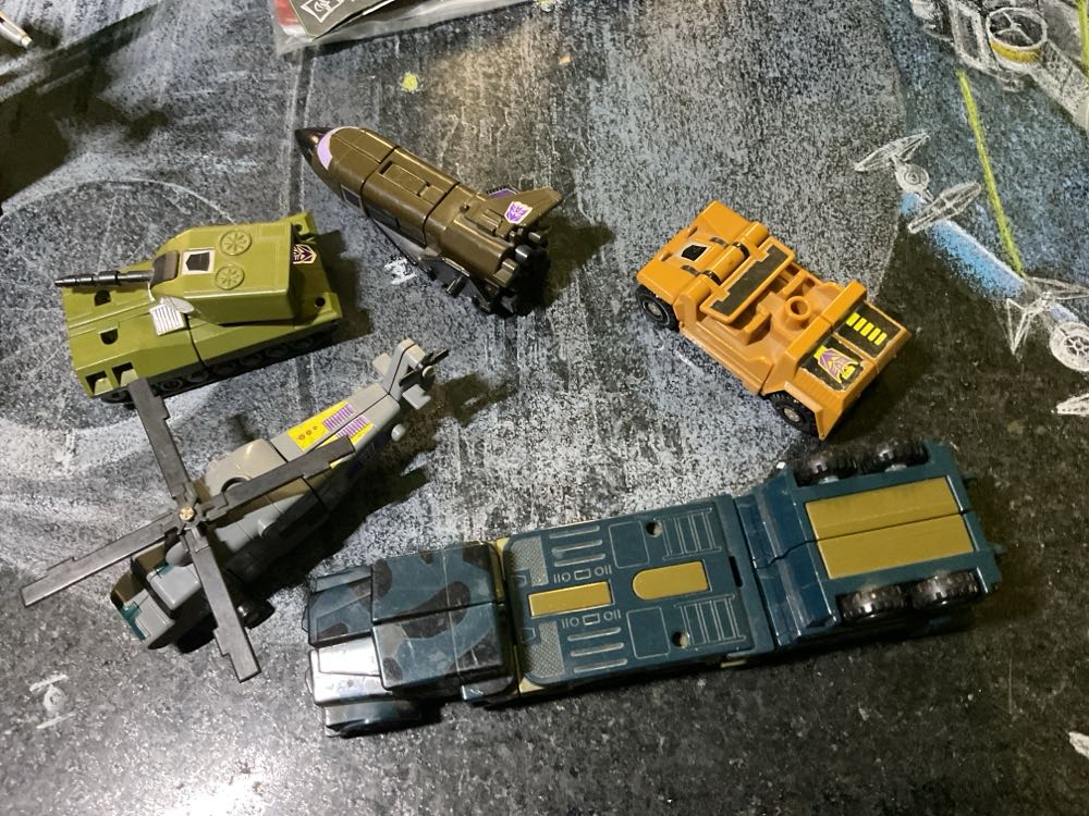 Transformers G1 Bruticus Combaticons - Hasbro (Generation 1) action figure collectible - Main Image 2