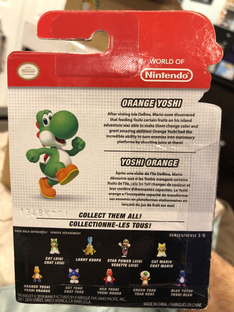 World of Nintendo: Super Mario: Orange Yoshi - Jakks Pacific (Super Mario Sunshine) action figure collectible - Main Image 2