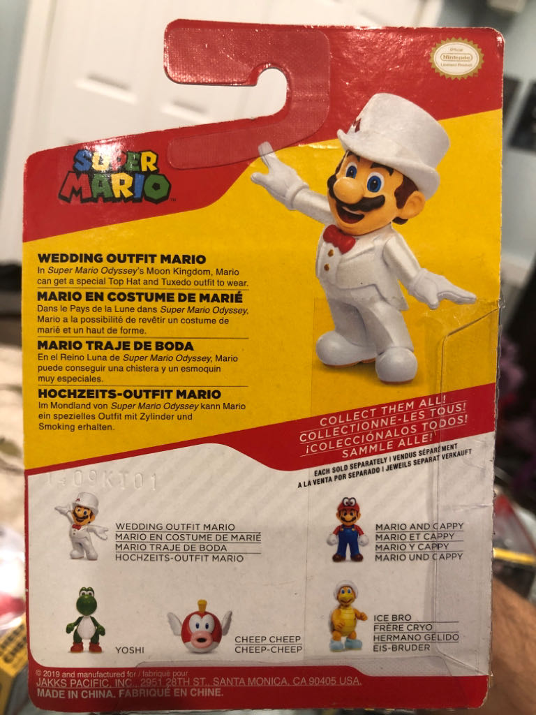 World of Nintendo: Super Mario Odyssey: Wedding Outfit Mario - Jakks Pacific (Super Mario Odyssey) action figure collectible - Main Image 2