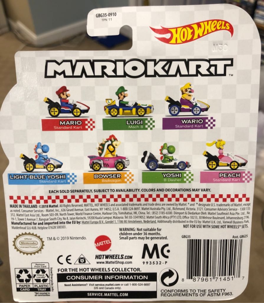 Hot Wheels: Mario Kart: Light Blue Yoshi (Standard Kart) - Mattel (Hot Wheels) (Mario Kart 8) action figure collectible - Main Image 2