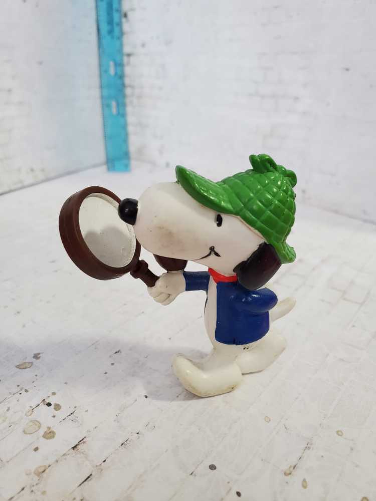 Snoopy Detective   action figure collectible - Main Image 2