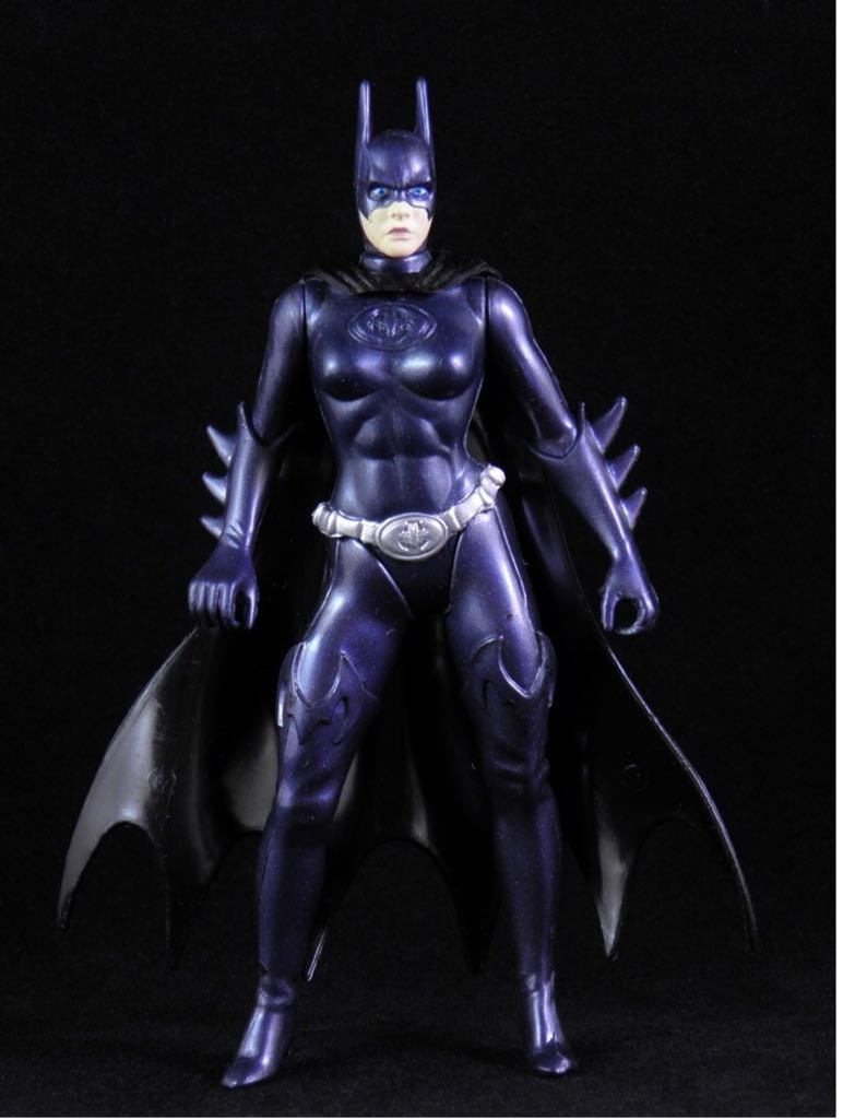Batgirl (Batman And Robin)  action figure collectible - Main Image 2
