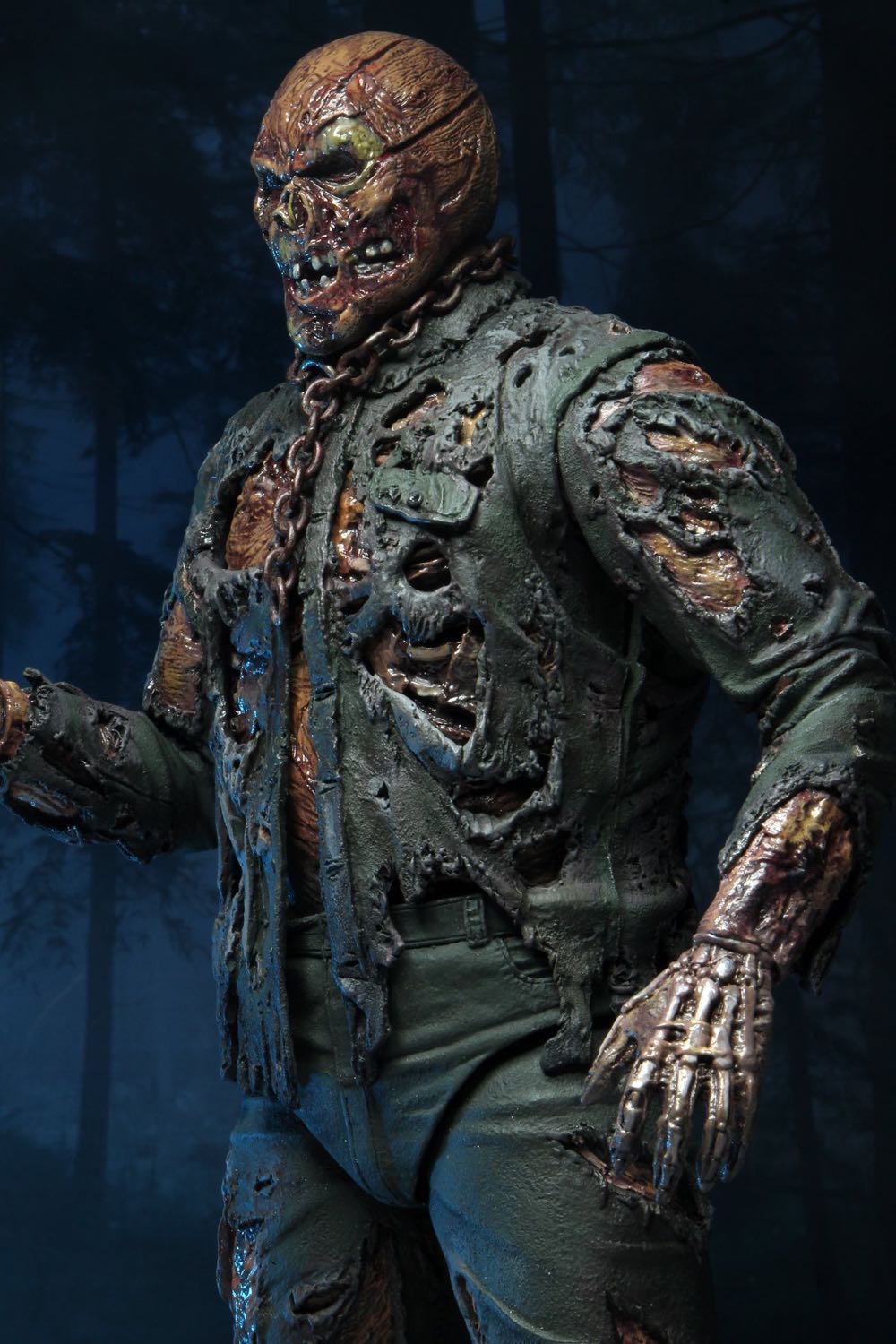 Part 7 Jason Vorhees - Neca (Friday The 13th) action figure collectible - Main Image 3