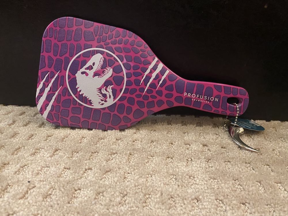 Clever Girl Handheld Mirror - Profusion (Jurassic World Profusion) action figure collectible - Main Image 2