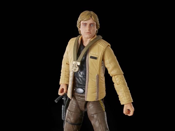 100 Luke Skywalker (Yavin Ceremony) - Hasbro (A New Hope) action figure collectible [Barcode 630509876525] - Main Image 4