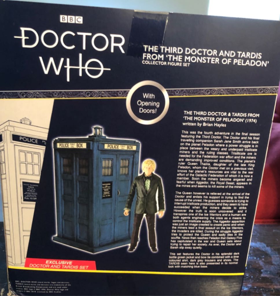 Doctor Who - Third Doctor & TARDIS 5” Action Figure Set-CHA07228-CHARACTER GROUP - Character Options action figure collectible [Barcode 5029736072285] - Main Image 2