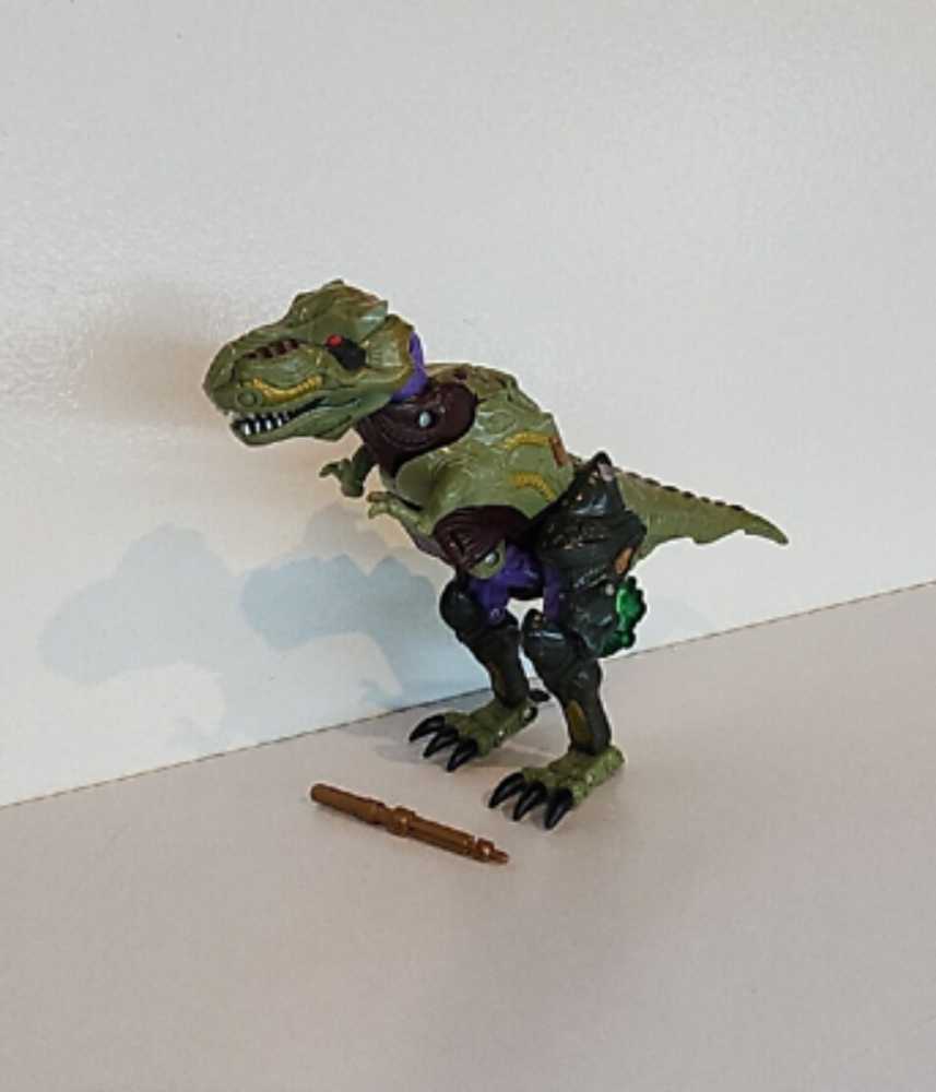 Megatron Primus Unleashed Cybertron  action figure collectible [Barcode 653569171782] - Main Image 3